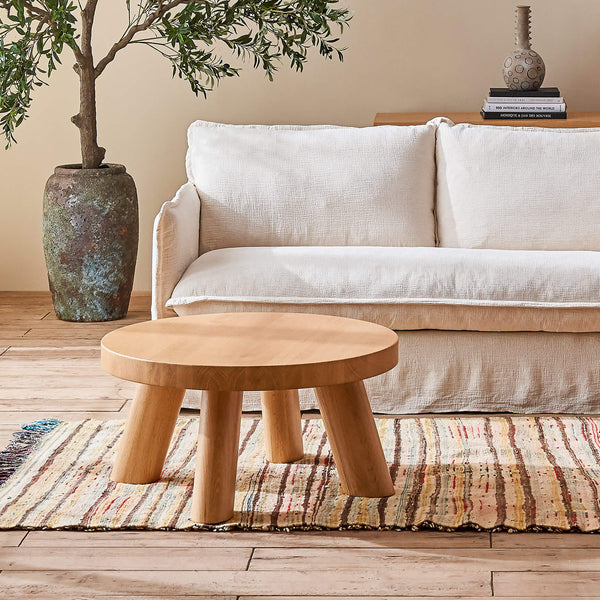 https://sixpenny.com/cdn/shop/files/chloe-coffee-table-lifestyle-pdp1_600x600_crop_center.jpg?v=1689622833