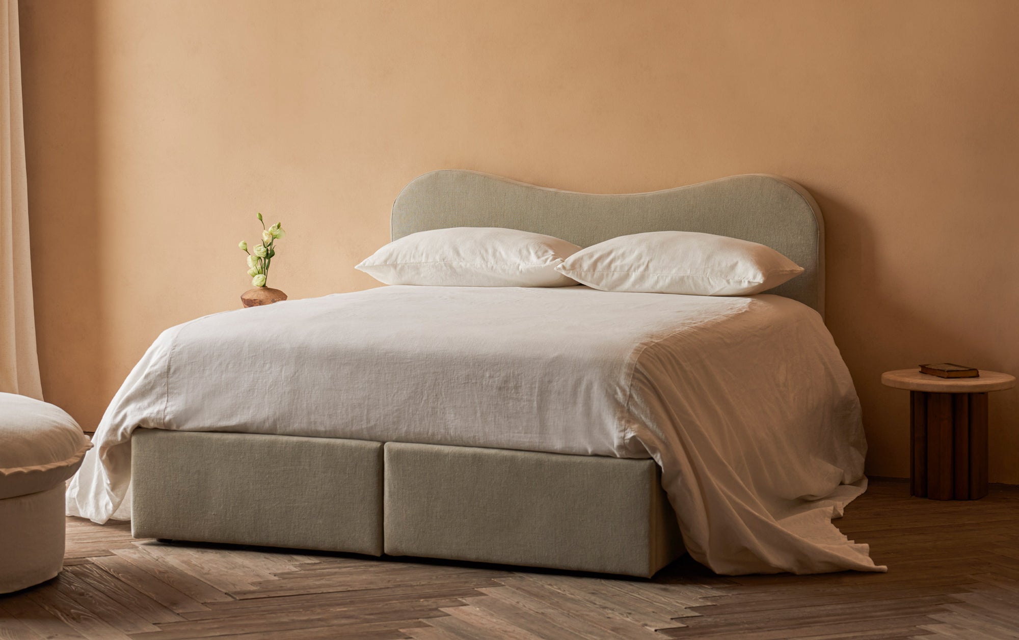 Esmé Storage Bed