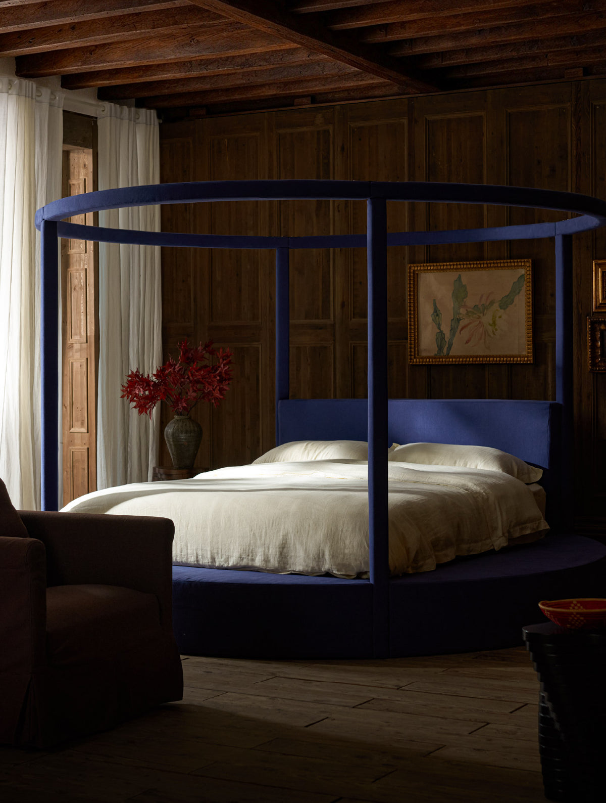 Florette Round Bed