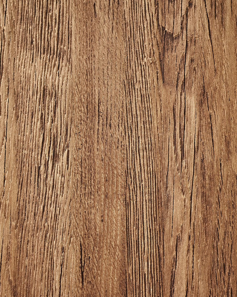 100% Reclaimed Austrian Heritage Oak, a medium, bosc pear shade with earthy undertones