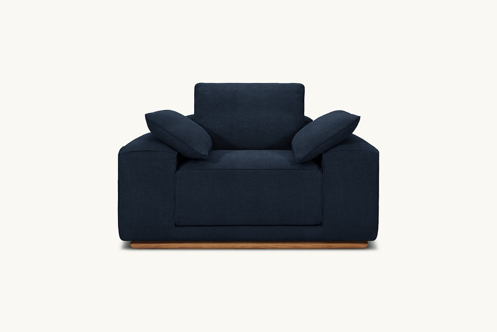 Yogi Chair – Expansive Lounging – Sixpenny