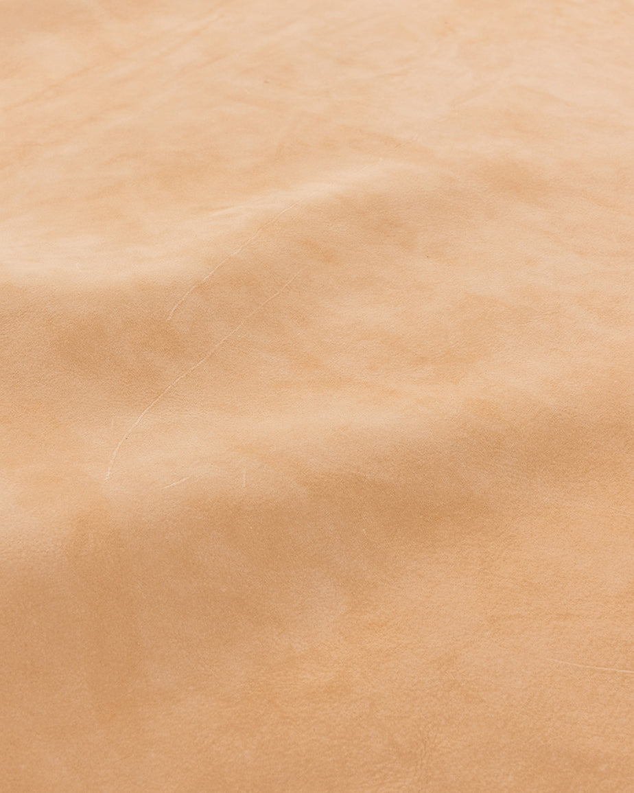 Swatch of Mojave Glow, a tan Meridian Leather